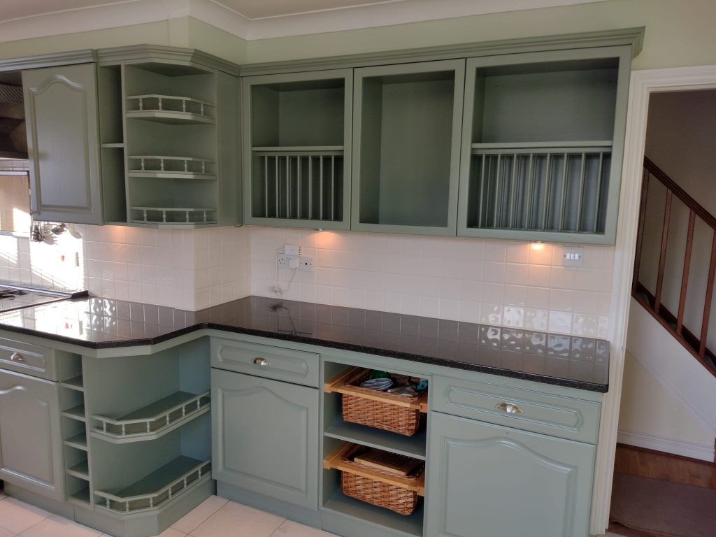  Exeter Spray Centre Kitchen spraying covering Devon and Somerset